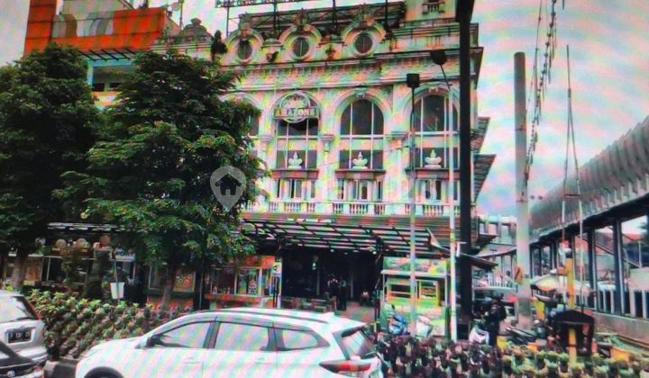 Taman Topi Square Taman Topi Square