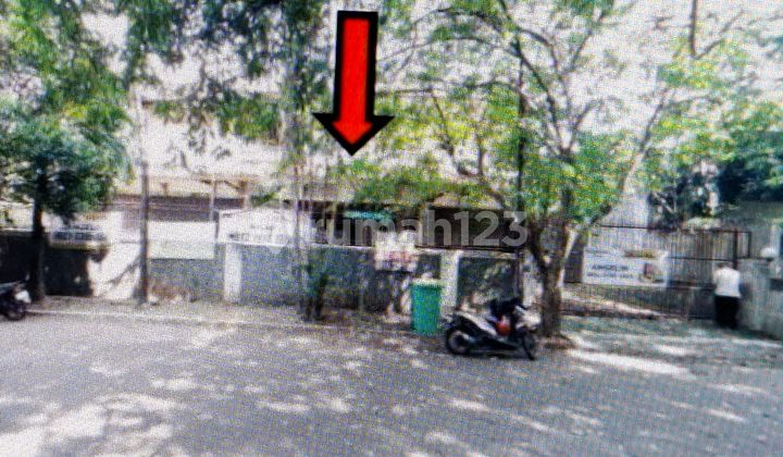 Rumah Di Lokasi Elite Simprug 2