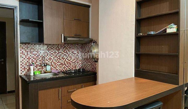 Apartemen Full Furnished di The Suites Metro 7