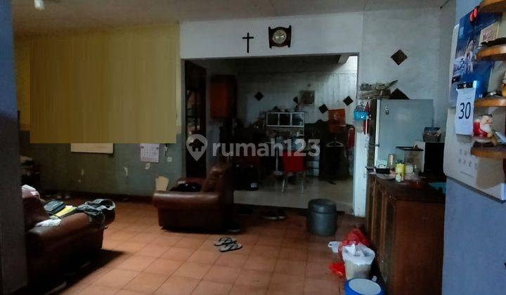 Rumah Lokasi Aman di Taman Holis Indah 1  1