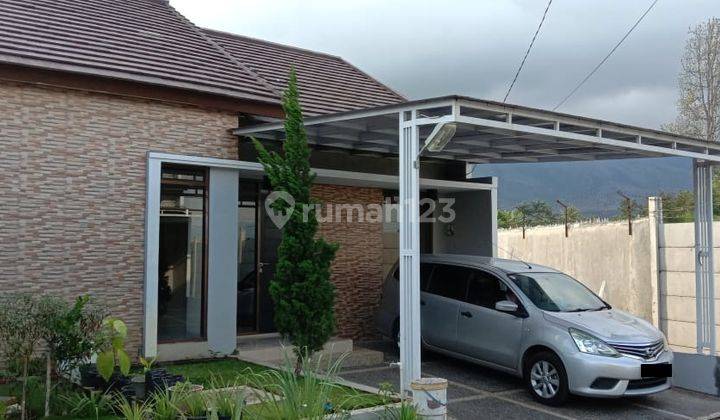 Rumah Nyaman Indah di Rancabangau Estate Garut 1