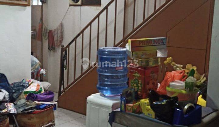 Rumah Strategis, Aman Dan Nyaman di Terusan Suryani 1