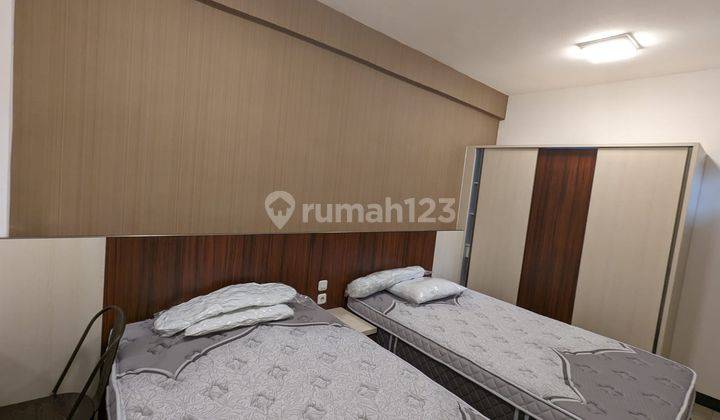 Apartemen Cantik Full Furnished Area Strategis di The Edge 8