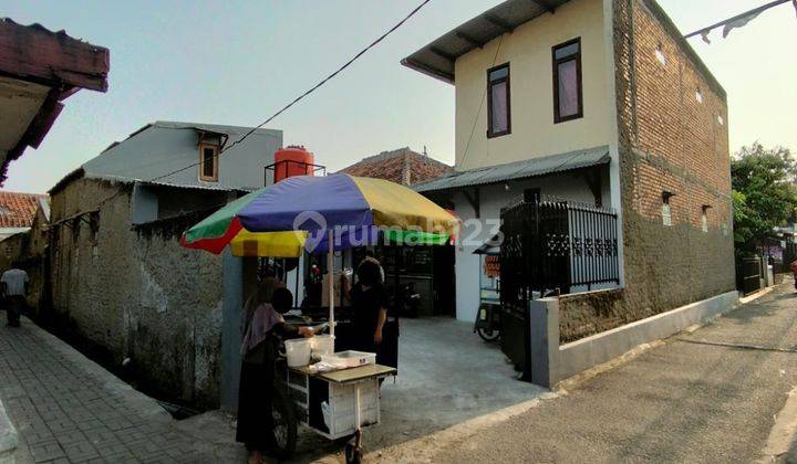 Rumah Ada 7 Kamar Tidur di Gg. Pesantren, Cimahi 1