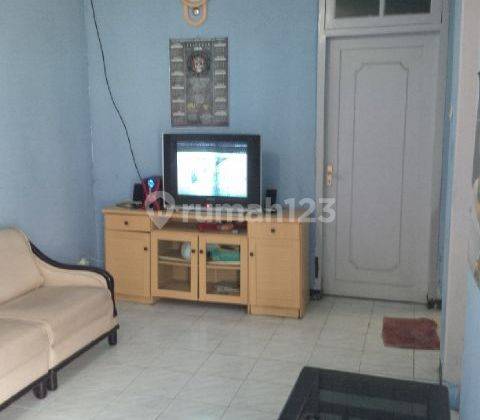 Rumah Terawat Lokasi Asri Nyaman di Green Apple 2