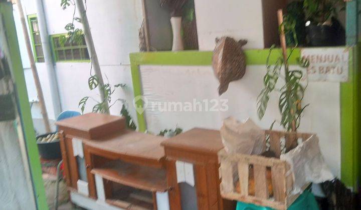 Rumah Cocok Untuk Kost Lokasi Dekat Ke Mall di Sumber Sari 2