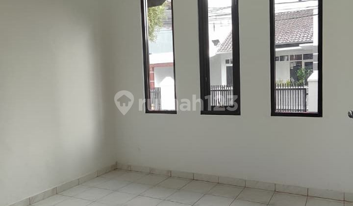 Comfortable Residence in Pasir Impun - Move-in Ready, Flood-Free 2