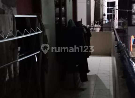 Kost Lokasi Strategis Jamin Untung di Mahar Martanegara, Cimahi Kost Lokasi Strategis Jamin Untung di Mahar Martanegara, Cimahi