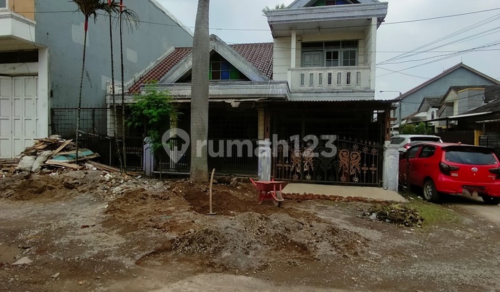 Rumah Nyaman dan Asri di Taman Rahayu 1 Rumah Nyaman dan Asri di Taman Rahayu 1