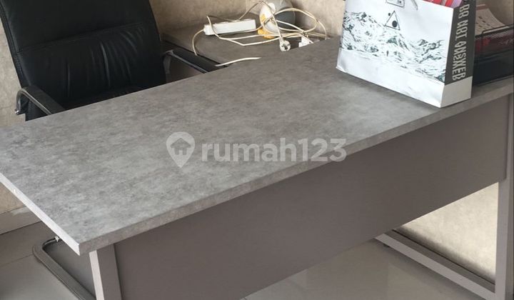 Main Road Shop House in Cibeureum, Ideal for Business in a Busy Area 2