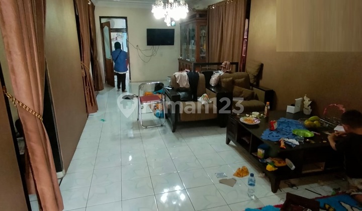 Rumah Luas Murah Daerah Ramai di Pojok Utara, Cimahi
