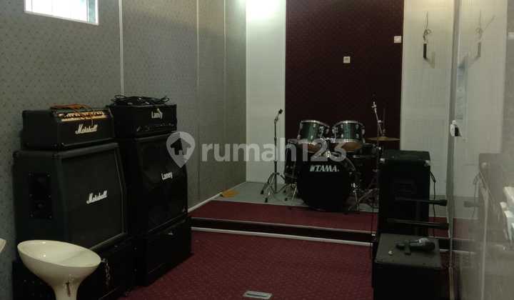 Rumah di Taman Holis Indah 2 Lantai + Studio Musik - Siap Huni! 2