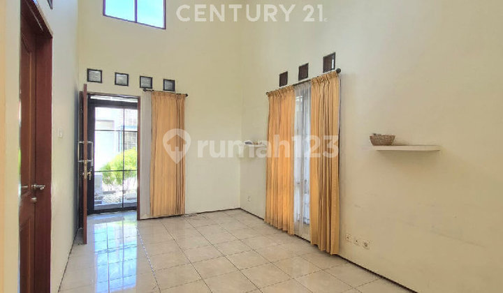 Rumah di Jual Siap Huni Posisi Hook di Bintaro (9485)