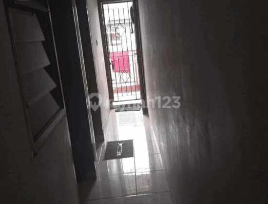 Rumah 2 Lantai Posisi Hook Di Kramat Jati S7924 2