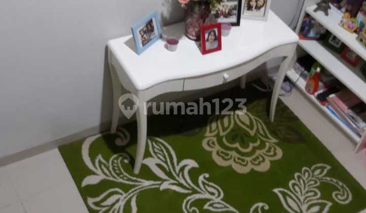 Rumah Bagus Shm Kreo Selatan 3 Lantai Rapih Siap Huni  2