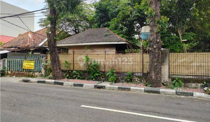 Jual murah bawah pasar di Jl Guntur Setiabudi kuningan jakarya selatan Butuh Renovasi SHM