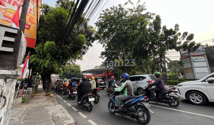 Gedung kantor Jl Raya Pasar Minggu Jakarta Selatan 2