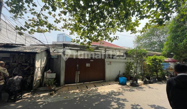 Rumah Bendungan Hilir Jl Pejompongan Jakpus 2