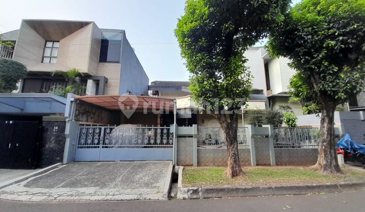 Auctioned House on Alam Asri Street, Pondok Indah, South Jakarta