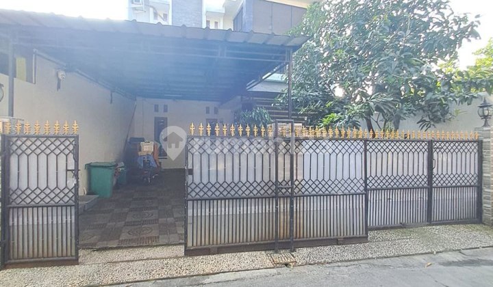 Beautiful 2-Story House in Pondok Timur Indah Near Highway in Jatimulya 2