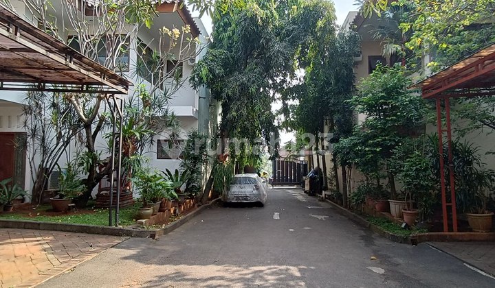 Rumah Mewah Siap Huni Private Pool Murah Fatmawati Jaksel Rumah Mewah Siap Huni Private Pool Murah Fatmawati Jaksel