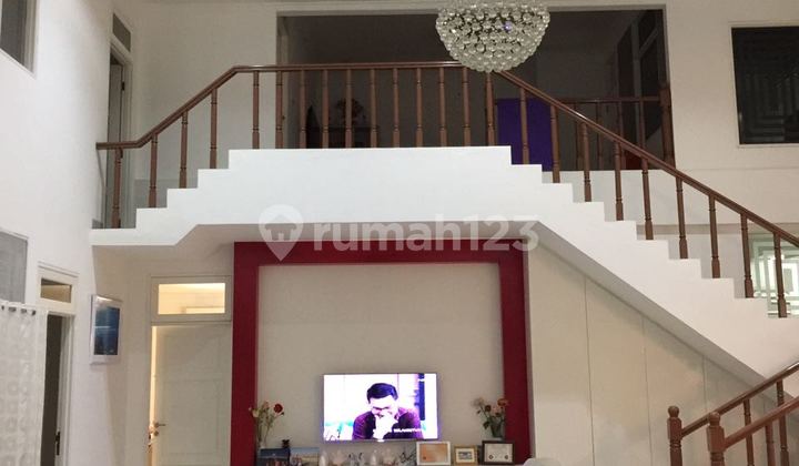 Hook House Spacious Yard Ready to Live in Kayu Putih East Jakarta 2