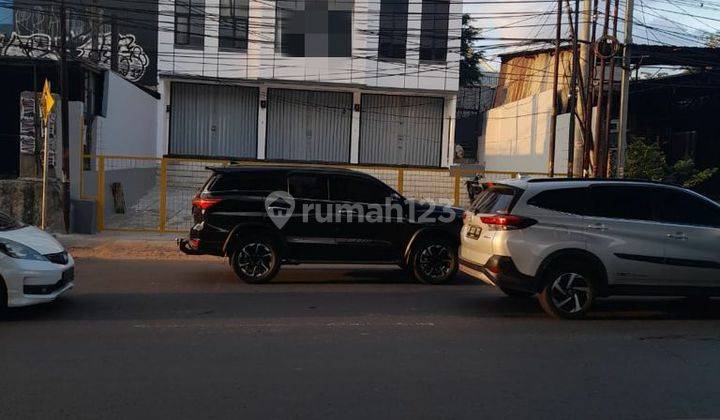 Dijual Ruko 3 Gandeng 3 lantai pinggir jln di Pondok Kelapa Jakarta 1