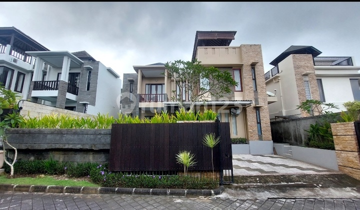 For Sale Villa in Pecatu Graha Complex, Sahadewa Bali For Sale Villa in Pecatu Graha Complex, Sahadewa Bali