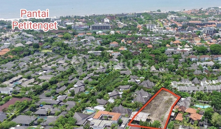 Dijual Tanah Komersial di Petitenget Seminyak Bali