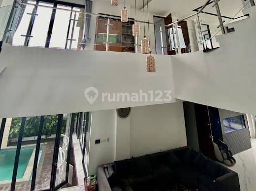 FOR SALE/FAST FOR SALE LUXURY VILLA RENON DENPASAR-BALI NEAR PANJER,SANUR,SESETAN,KUTA WITH PRIVATE SWIMMING - POOL & LIFT 2