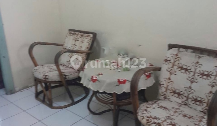 Dijual Cepat Rumah Tua , Hitung Tanah , Harga Murah, Hadap Timur, Lokasi Strategis Jl Kampar, Cideng, Jakarta - Pusat 2