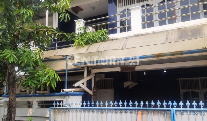 Rumah Strastrategis di Perum Harapan Indah Bekasi 2