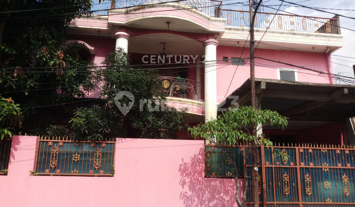 Ready-to-Occupy House on Jl Teratai, Duren Sawit, East Jakarta