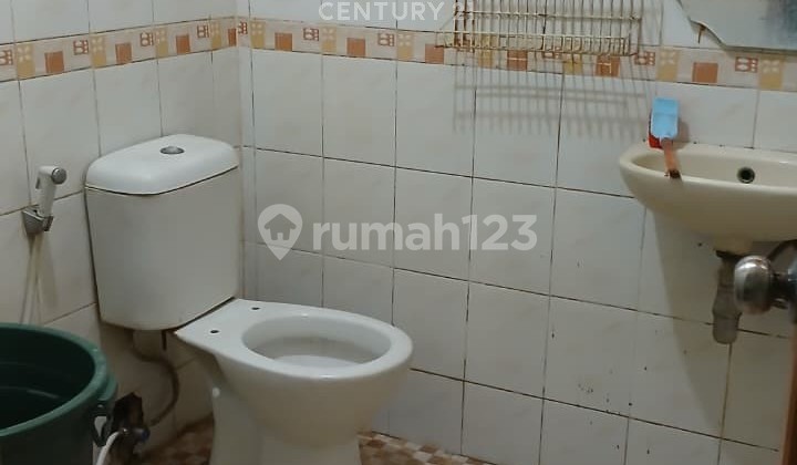 Strategic House in Bumi Indraprasta, Bogor City Strategic House in Bumi Indraprasta, Bogor City