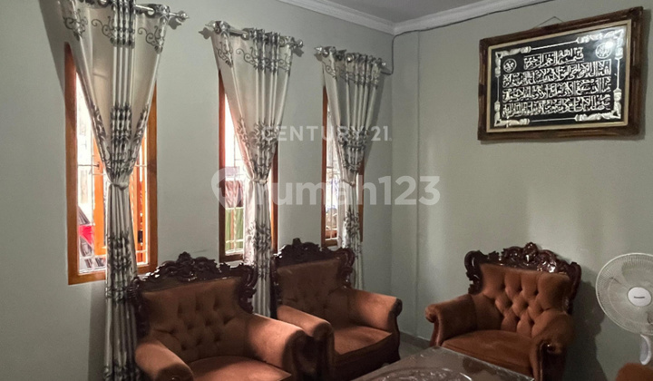 Rumah Plus Kontrakan Kawasan Bisnis Di Jl Flamboyan Cibuluh Bogor 1
