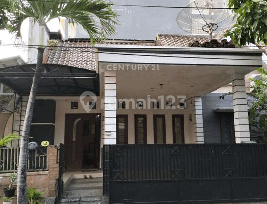 Rumah Strategis Akses Mudah Di Perum Jatinegara Indah Jaktim 1