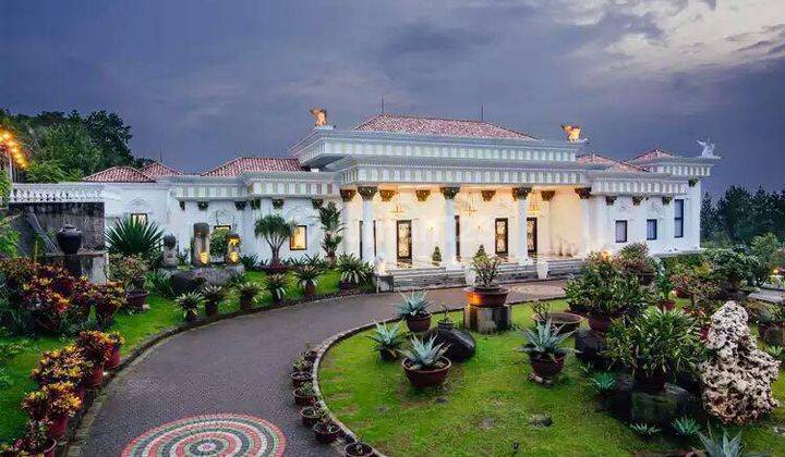 Rumah Villa Bagus Seperti Istana Di Northridge Golf Sentul City