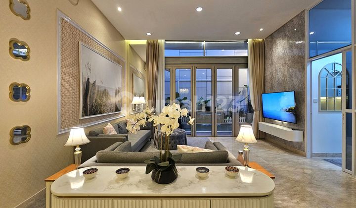 Luxury Fully Furnished House with Private Pool in Golf Island PIK