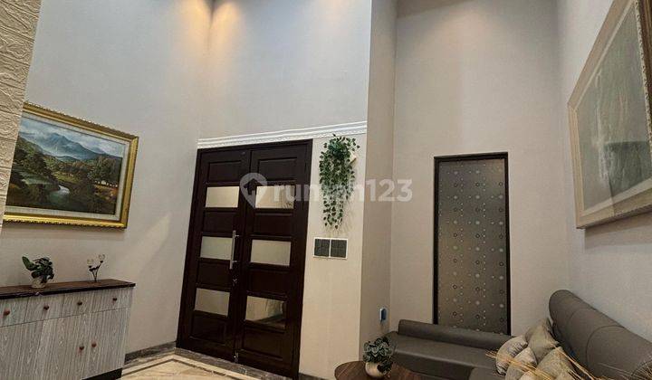 Rumah Mewah Siap Huni Semi Furnish di Permata Buana Jakarta Barat 2