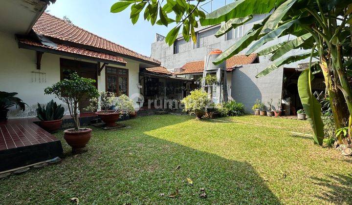 Rumah Murah Hitung Tanah, di Kebon Jeruk Pinggir Jalan utama 1