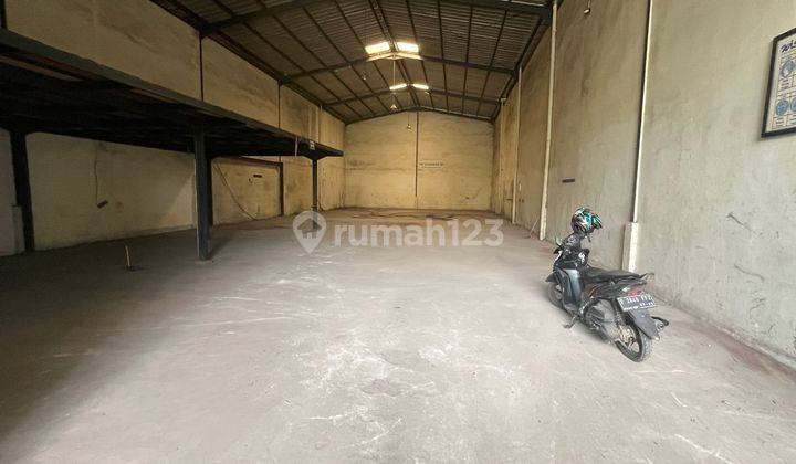 Gudang Disewakan Di Komplek Pergudangan Bizhub Bsd Serpong 1