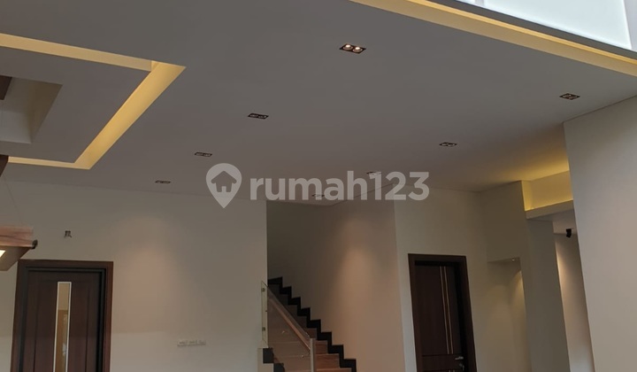 Rumah Hoek Bangunan Mandiri di The Icon Bsd Serpong Tangerang 2