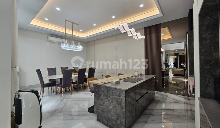 Luxury House with Full Imported Italian Marble Flooring in Sutera Buana Alam Sutera