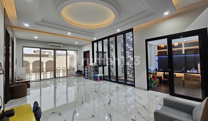 Cocok untuk Keluarga Besar dan Usaha, Rumah Mewah 5 Lantai di Kepa Duri / Duri Kepa Jakarta Barat 2