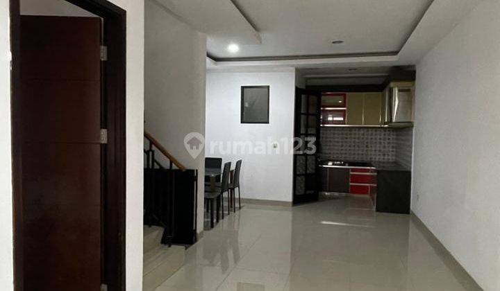 Cluster East Asia Greenlake City, Semi Furnished 1