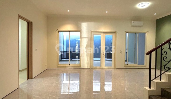 Rumah Siap Huni Semi Furnish di Kawasan Phg Pondok Hijau Golf Cluster Emerald Gading Serpong Tangerang 2