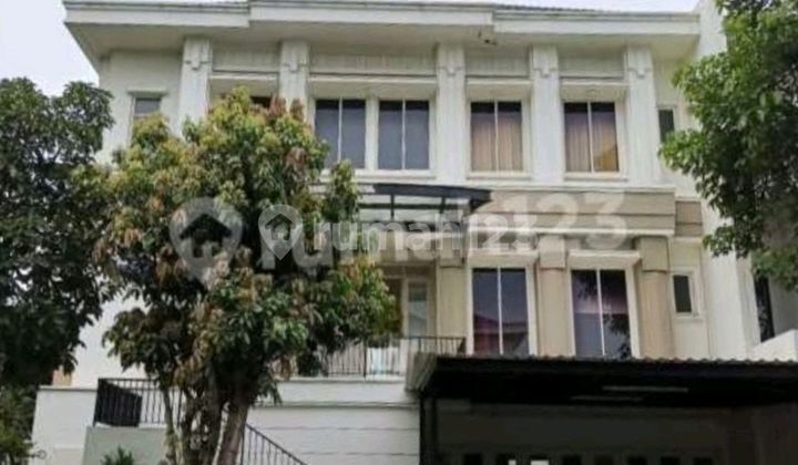 Rumah Mewah Posisi Hook, Lokasi Strategis di Cluster Amethyst PHG Gading Serpong