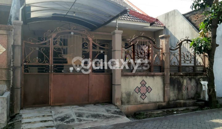 Lebak Indah House Near Kenjeran. One-Story House.