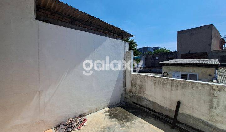 Under 500 Juta! Rumah Krembangan 2 Lantai Loss. Dekat Sekolah Stella Maris 2