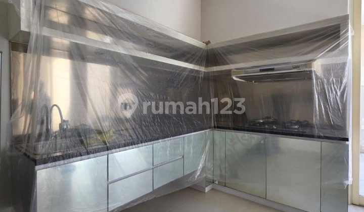 For Sale The Mansion Pakuwon Indah Surabaya House 3 Bedrooms 2